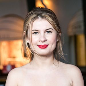 Анна Цуканова-Котт