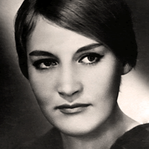 Лариса Буркова