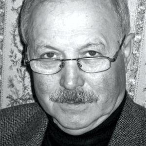 Виктор Петров
