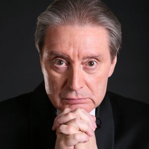 Вениамин Смехов