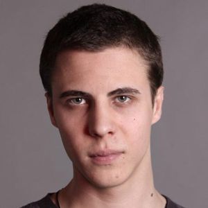 Александр Ляпин