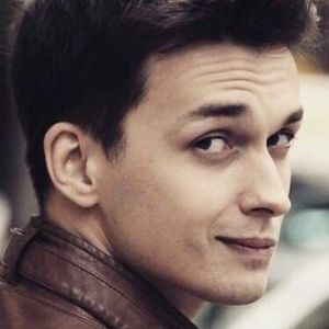 Александр Фирсов