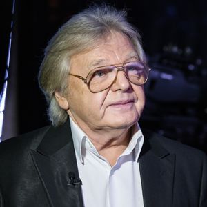 Юрий Антонов