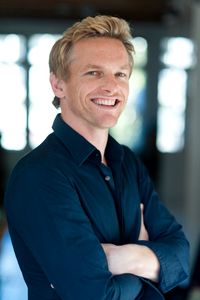 Barry Atsma