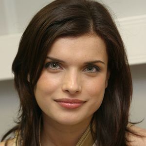 Анна Азарова