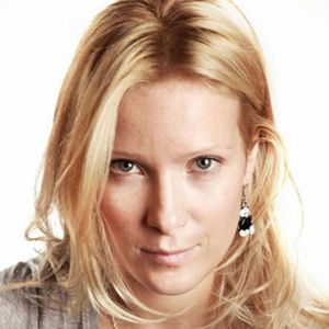 Анна Слю