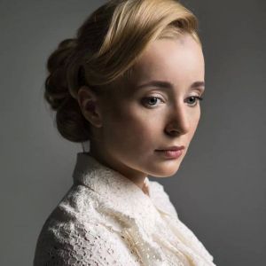 Поля Полякова