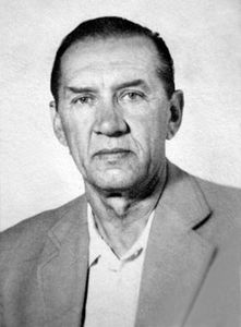 Виталий Леонов