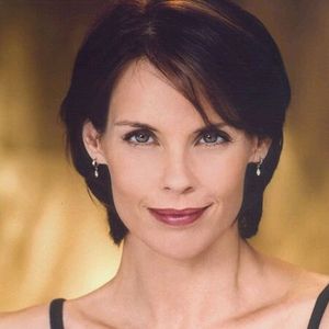 Alexandra Paul