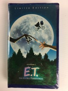 E.T. The Extra-Terrestrial (Limited Edition)