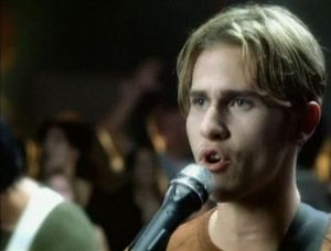 Lifehouse: Hanging By A Moment
