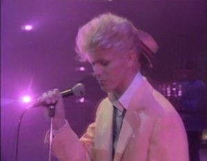 David Bowie: Modern Love