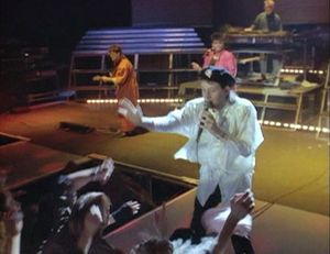 Simple Minds: Sanctify Yourself