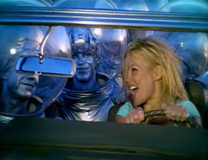 Geri Halliwell: Lift Me Up