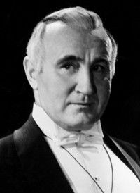 Donald Crisp