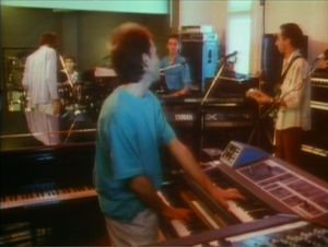 Dire Straits: So Far Away