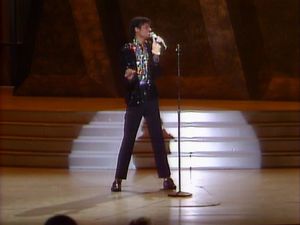 Michael Jackson: Billie Jean (Motown 25: Yesterday, Today And Forever) (Live)