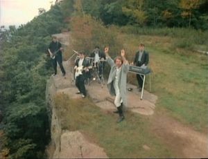 Simple Minds: Alive & Kicking