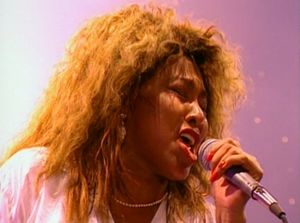 Tina Turner: Be Tender With Me Baby (Live)