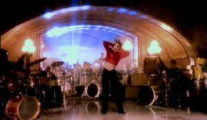Shania Twain: (If You're Not In It For Love) I'm Outta Here!