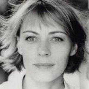 Saskia Reeves