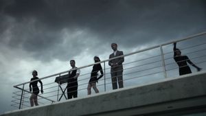 Hurts: Wonderful Life