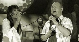 Raffaëla & Paul de Leeuw: Houten Hart