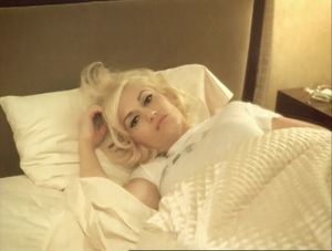 Gwen Stefani: 4 In The Morning
