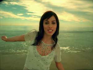 Natalie Imbruglia: Wrong Impression