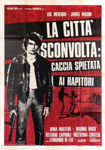 La città sconvolta: caccia spietata ai rapitori