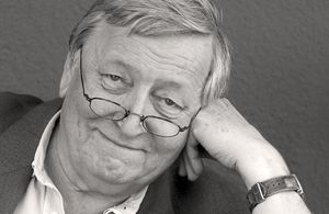 Rolv Wesenlund