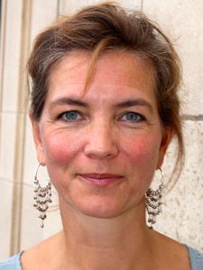 Angela Kovacs