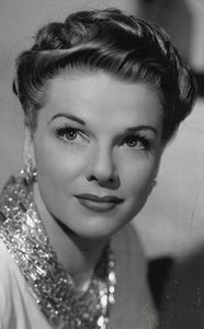 Linda Hayes