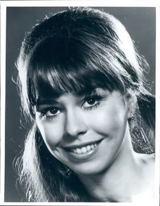 Elaine Giftos