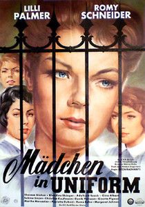 Mädchen in Uniform