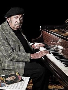 Manuel Esperón