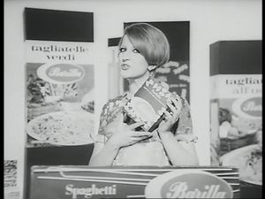 Mina Presenta La Pasta Barilla 4