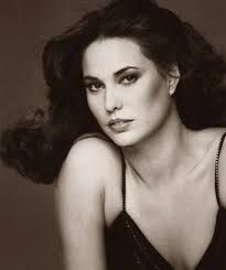 Cristina Raines