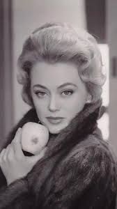 Rue McClanahan