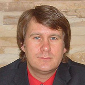 Руслан Устинов