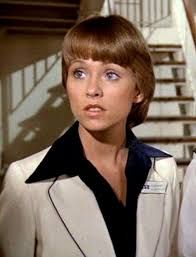 Lauren Tewes