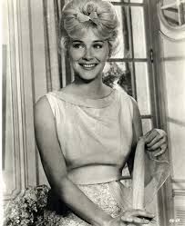Hope Lange