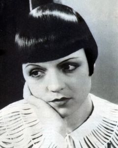 Beatriz Costa