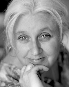 Shona Auerbach