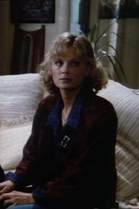 Jennifer Holmes