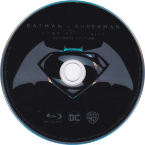 Batman v Superman: Dawn Of Justice: [Target Stores 64-Page Exclusive Digibook]