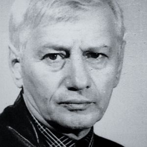 Роман Веселер