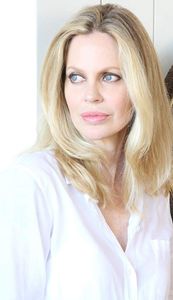 Kristin Bauer van Straten