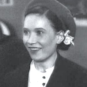 Анна Комолова