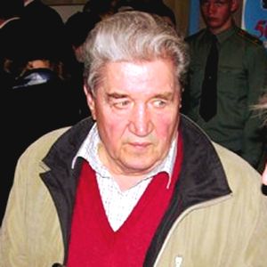 Анатолий Иванов